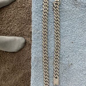 A wrist chain